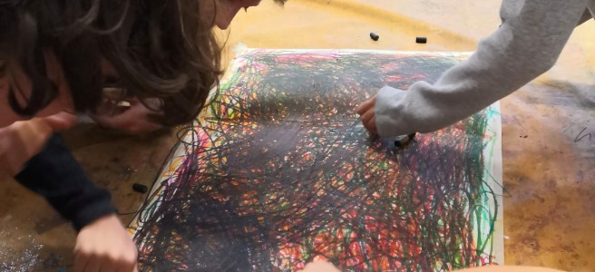 Els colors foscos tapant el color